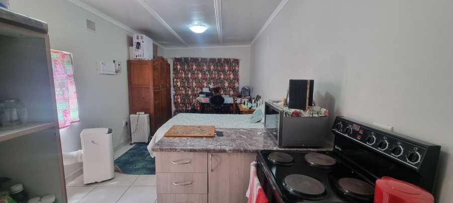4 Bedroom Property for Sale in Beaconsfield Northern Cape